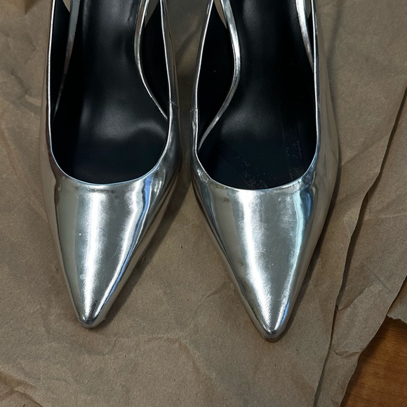 USED Reformation Metallic Silver Chrome Slingback Heels - Picture 6 of 8